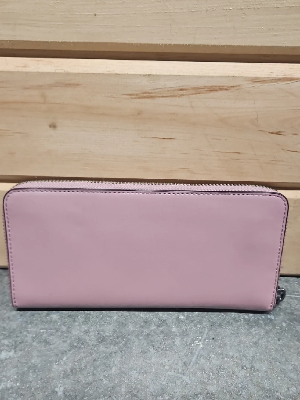Coach Dusty Rose Zip-Around Leather Wallet - Picture 2 of 6